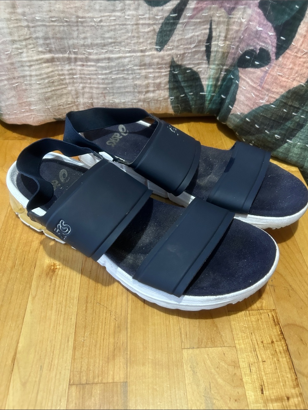 ASICS unisex navy blue sandals